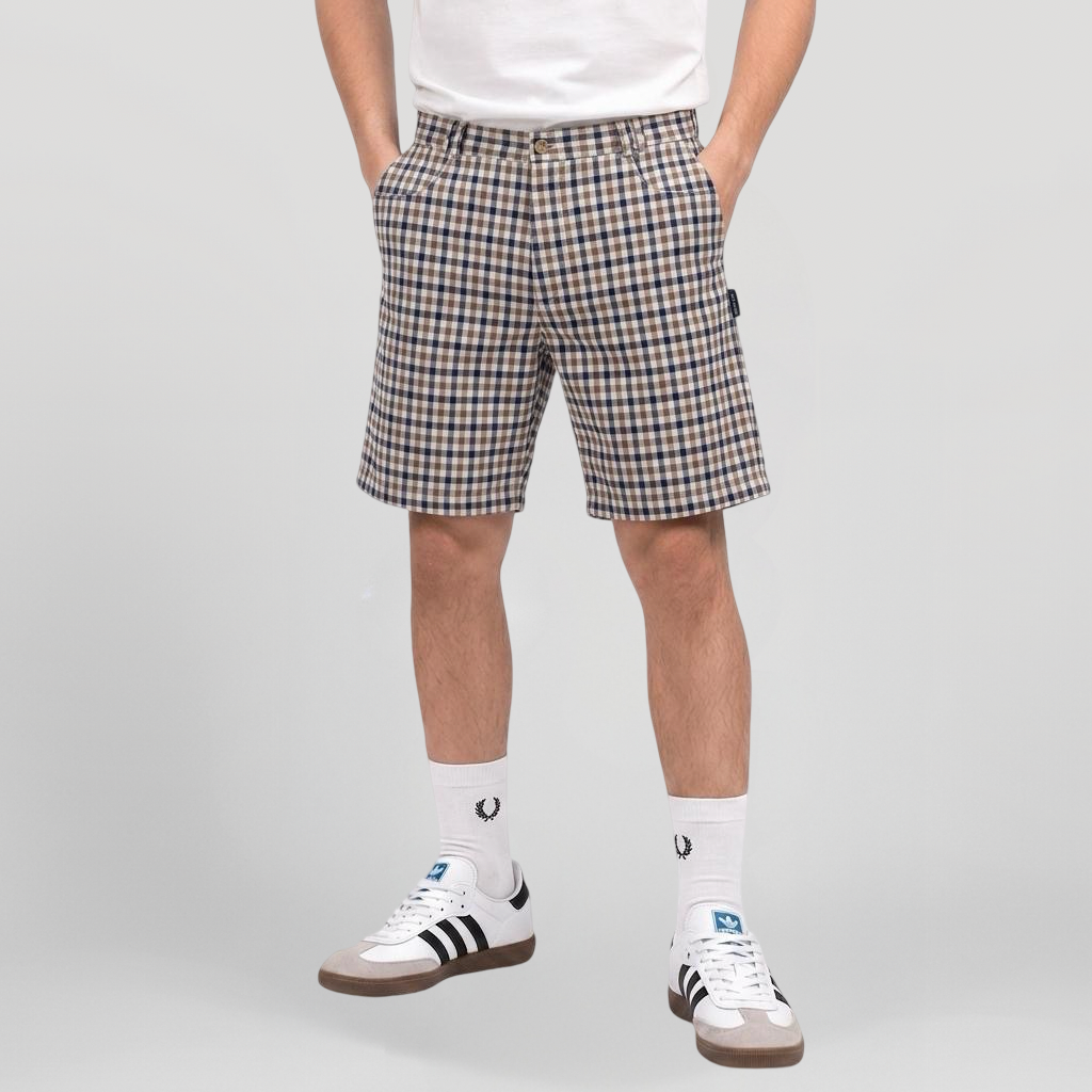 Vintage Aquascutum Shorts (M)