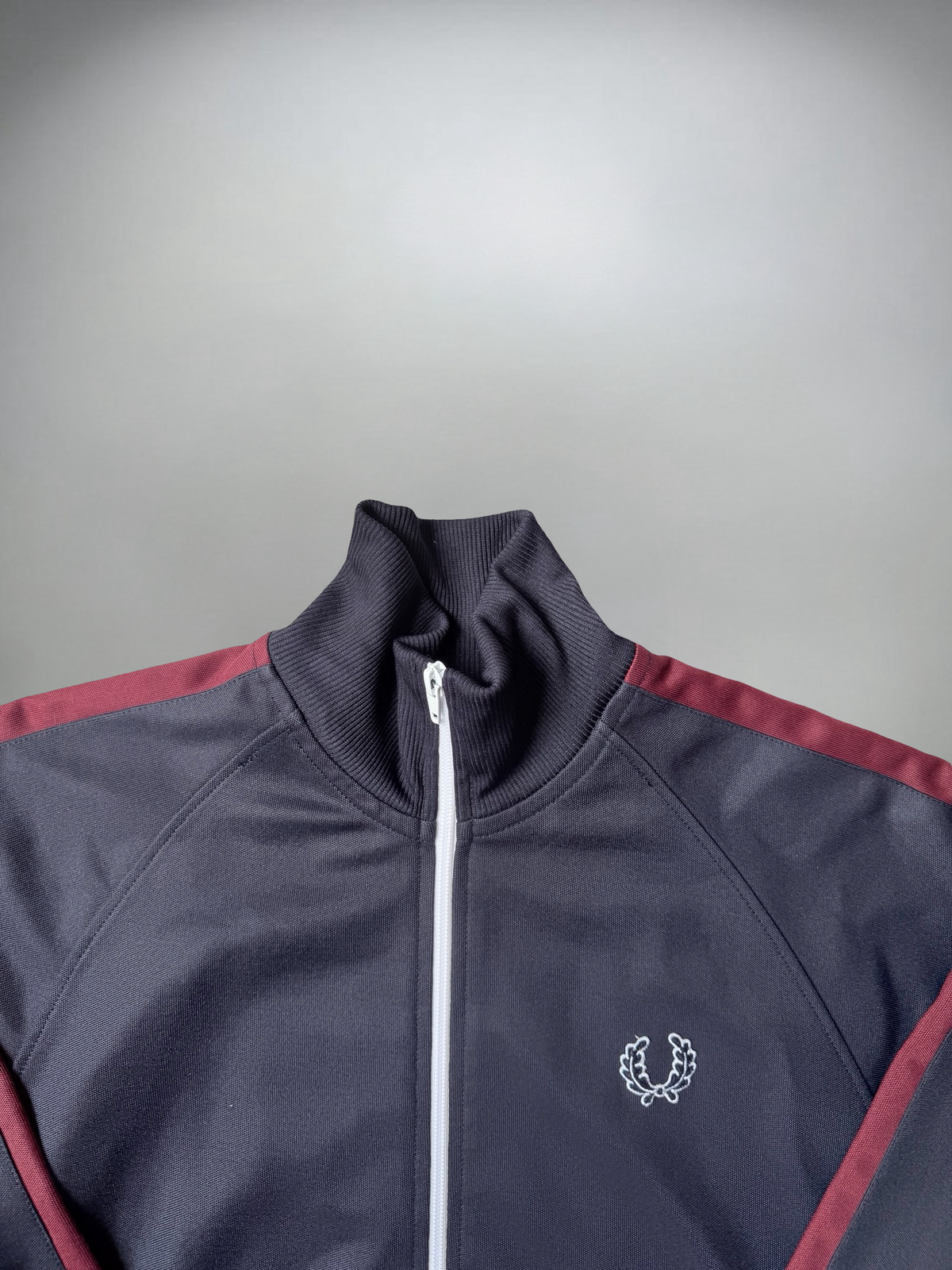 Vintage Fred Perry Jacke (S-M)