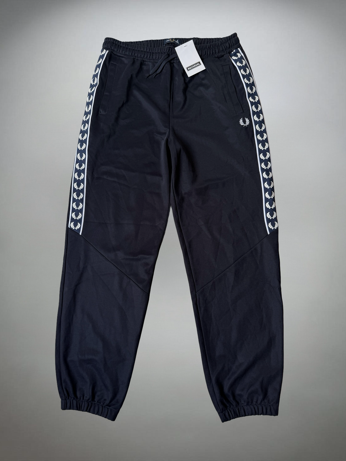 Vintage Fred Perry Jogger (M-L)
