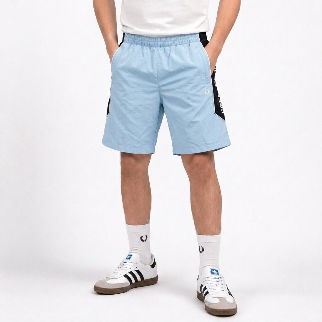 Vintage Fred Perry Shorts (M)