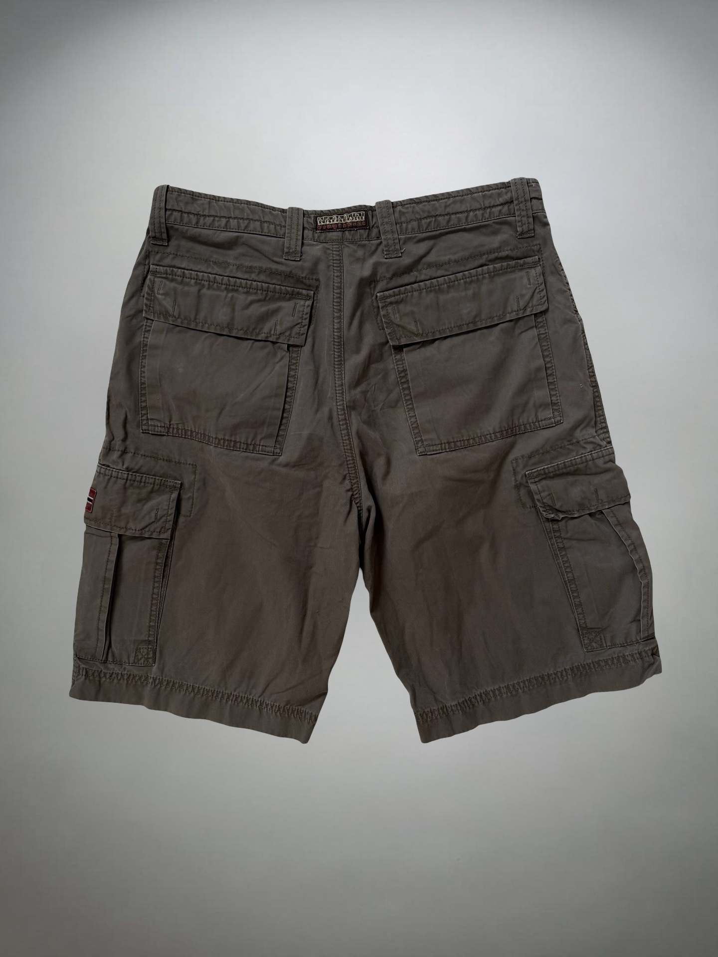 Vintage Napapijri Shorts (M)