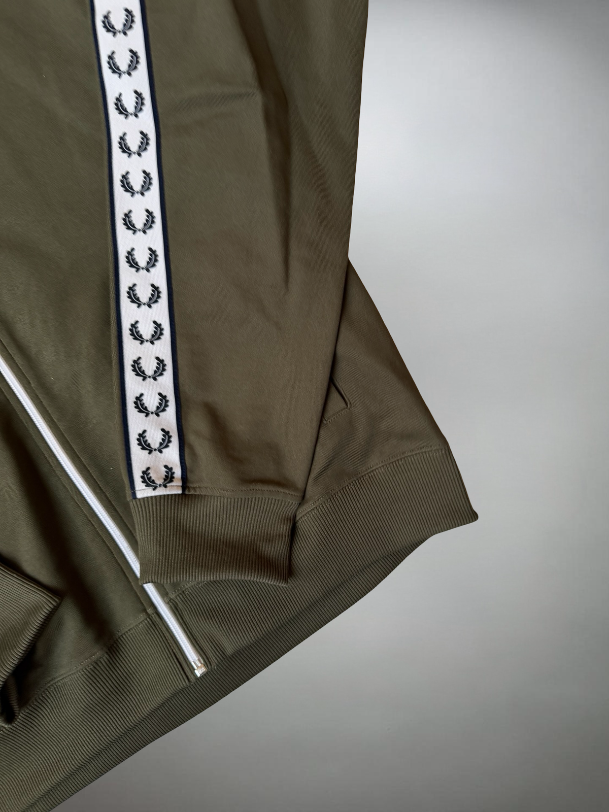Vintage Fred Perry Taped Zipper (XXL)