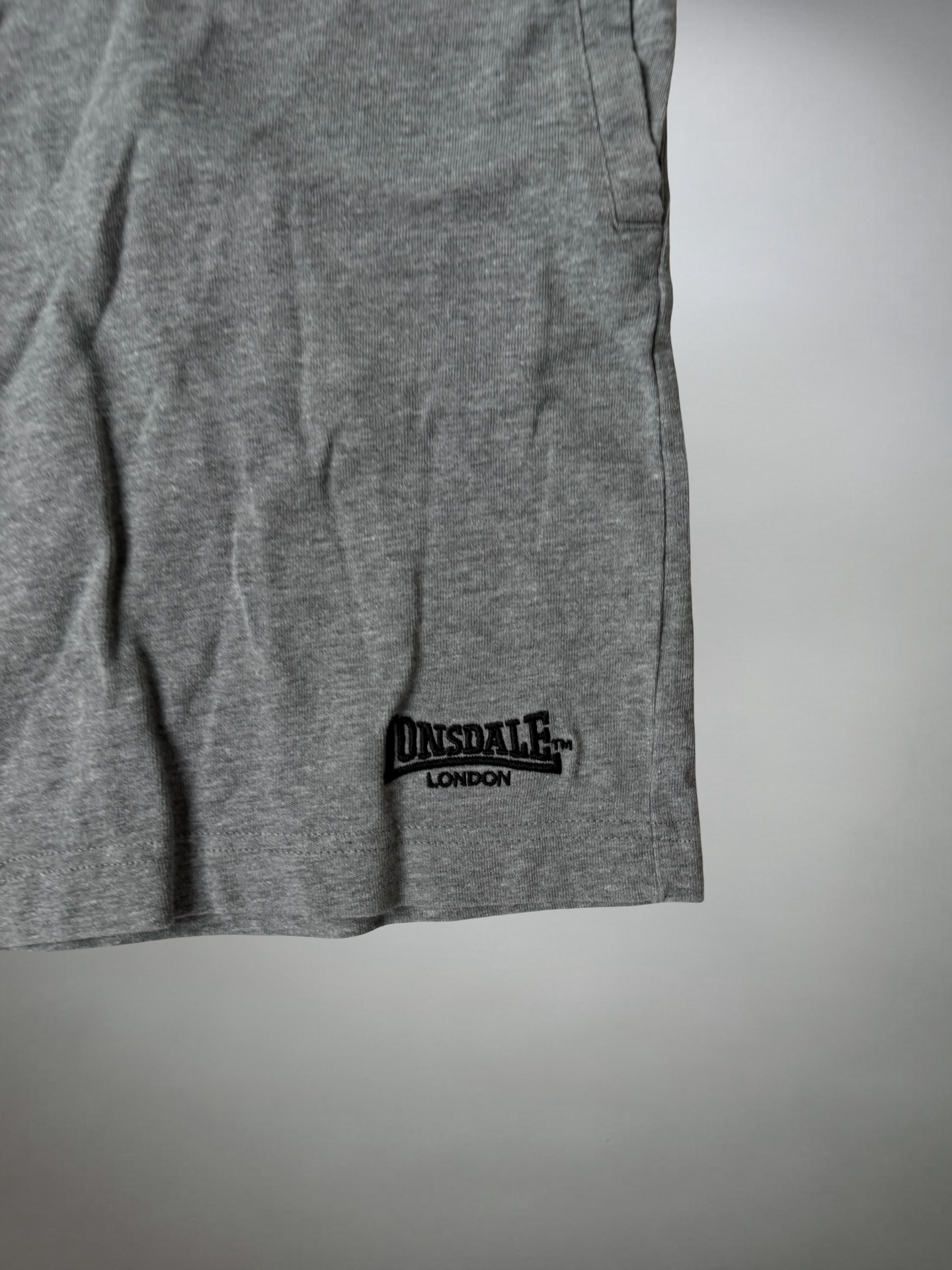 Vintage Lonsdale Shorts (XS-S)