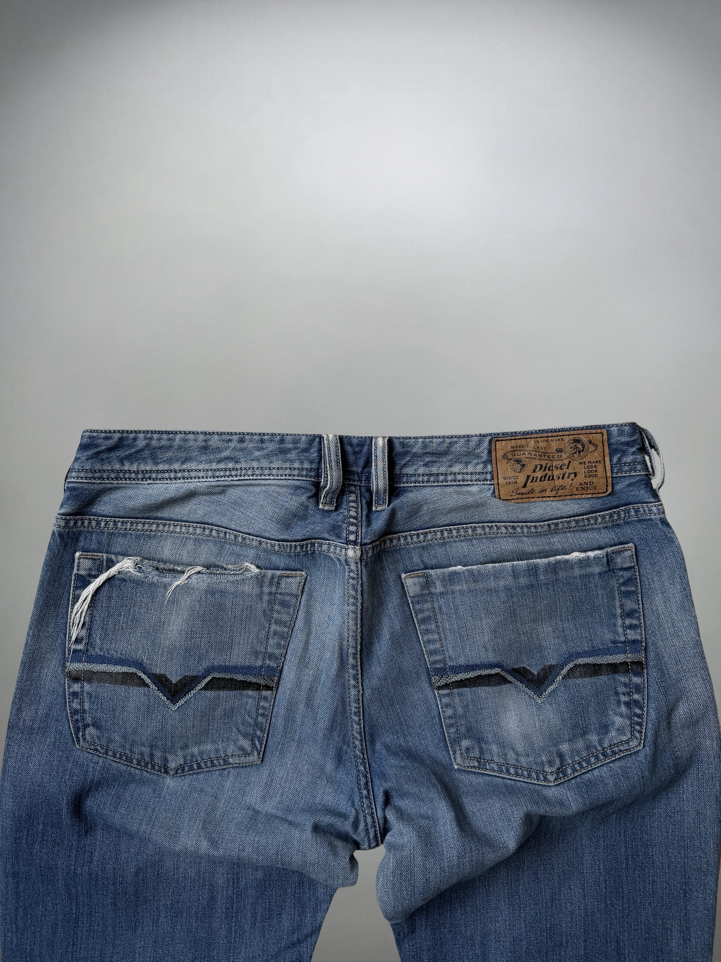 Vintage Diesel Jeans (M)