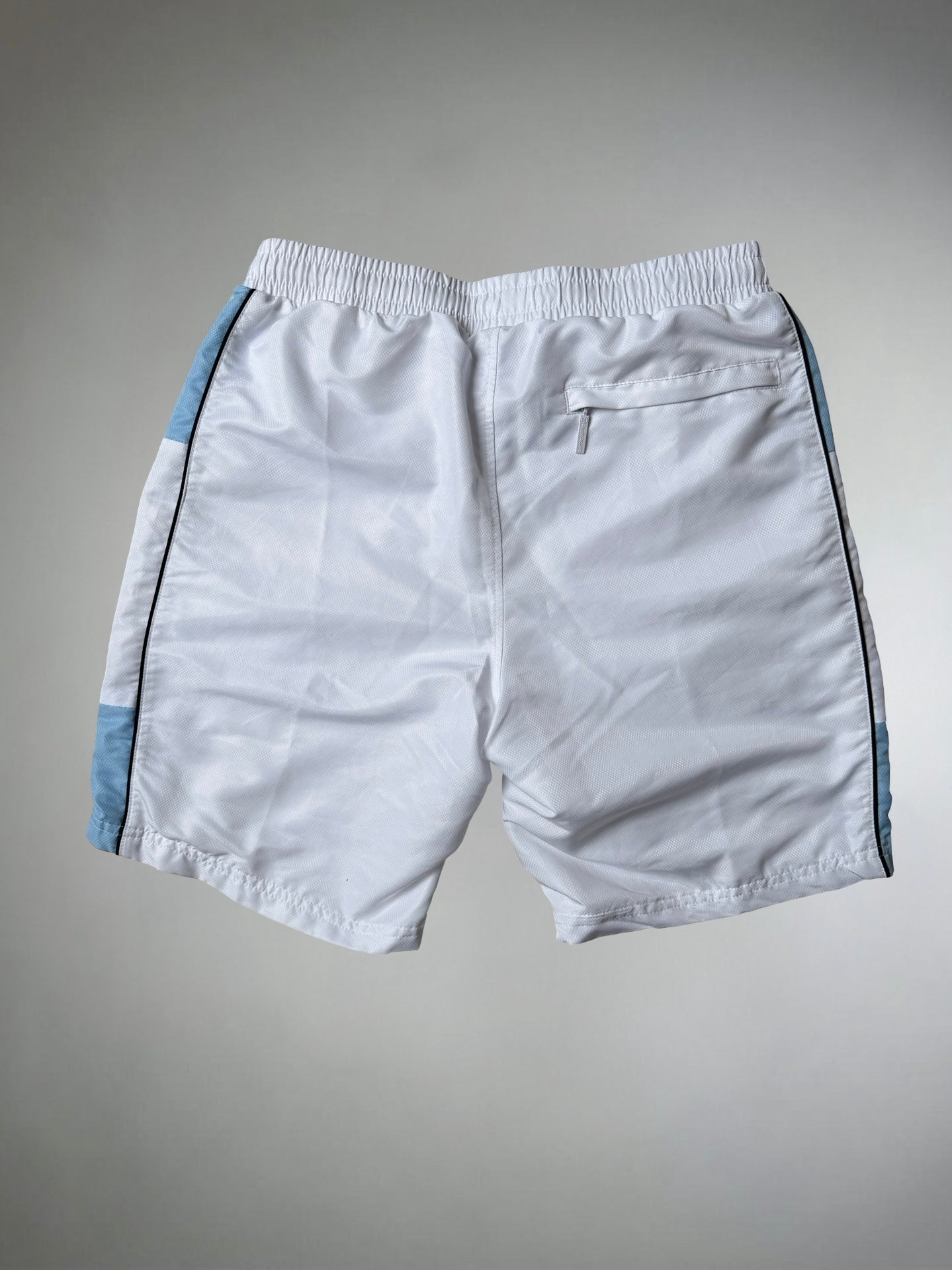 Vintage Sergio Tacchini Shorts (S-M)