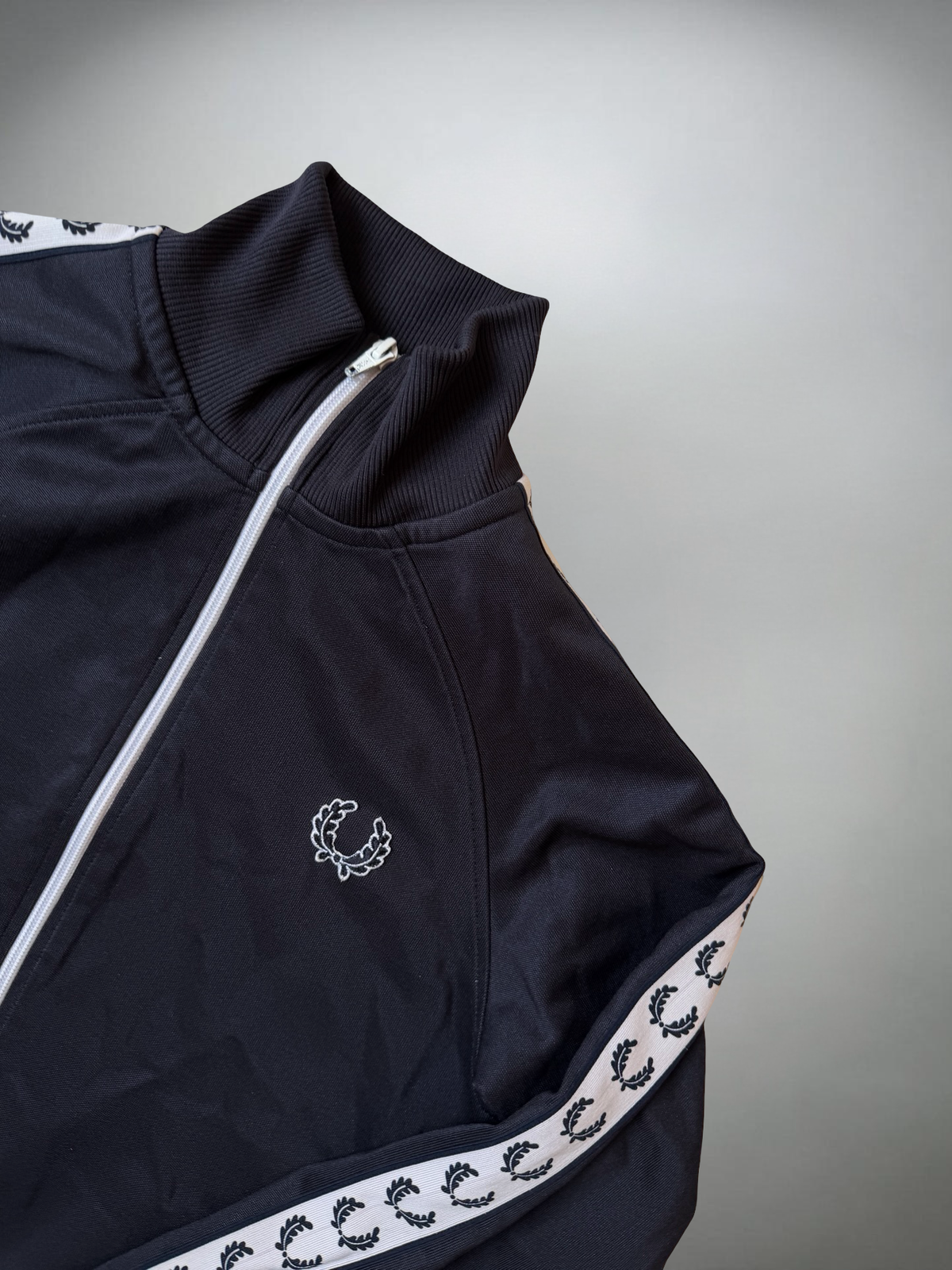 Vintage Fred Perry taped Jacke (XS-S)