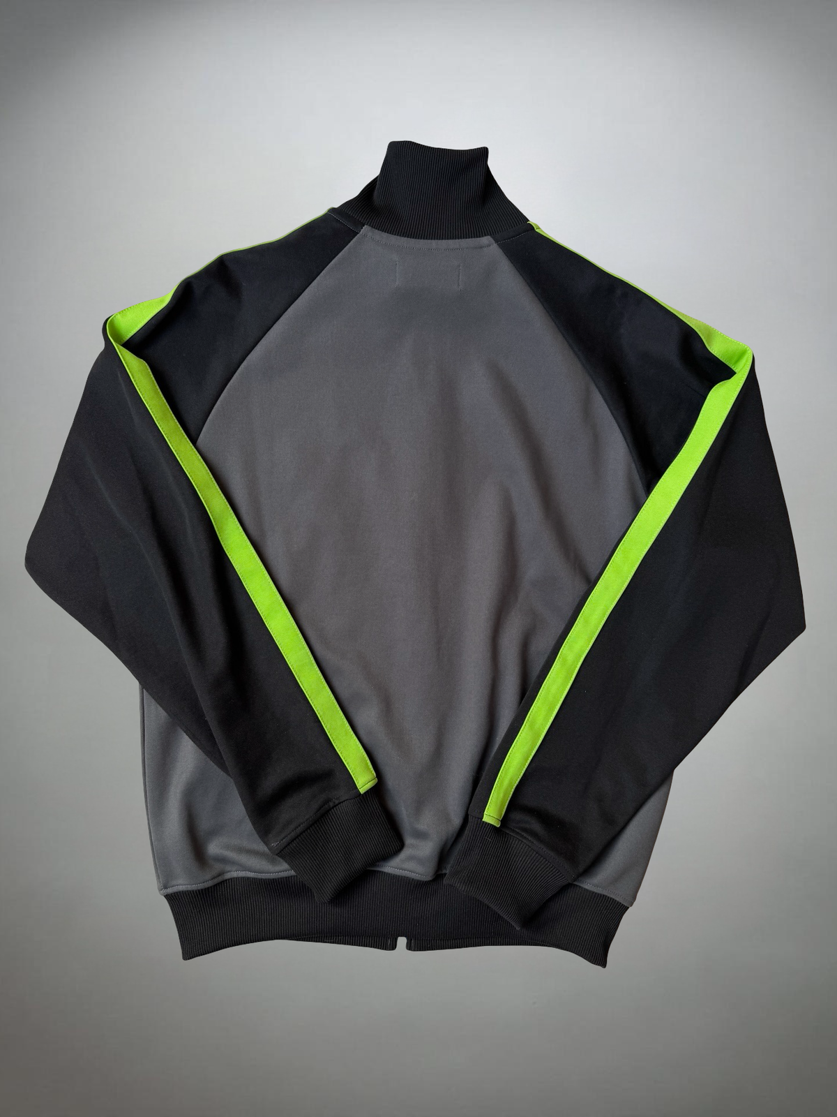 Vintage Fred Perry Jacke (S-M)