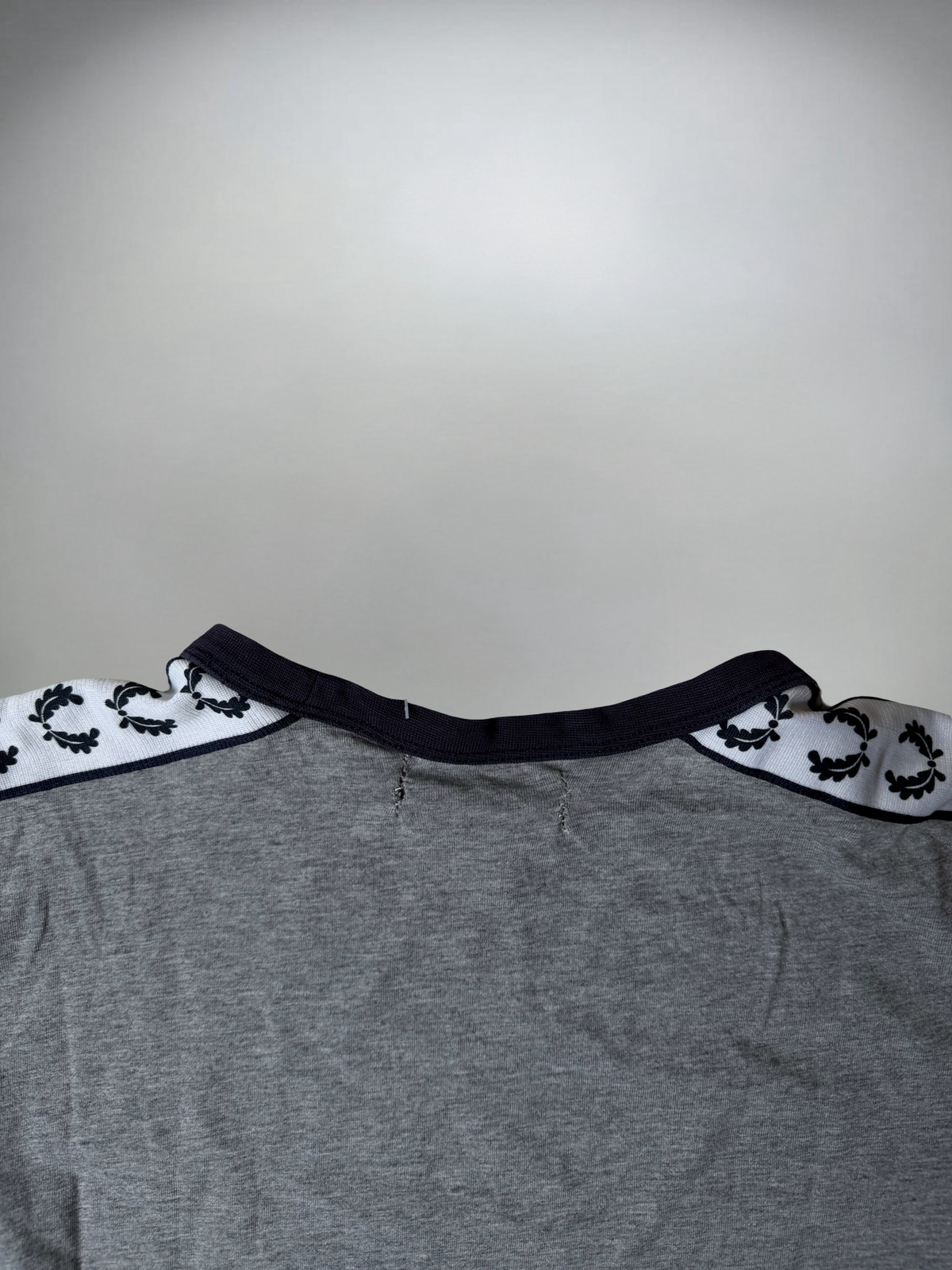 Vintage Fred Perry Shirt (S-M) Condition