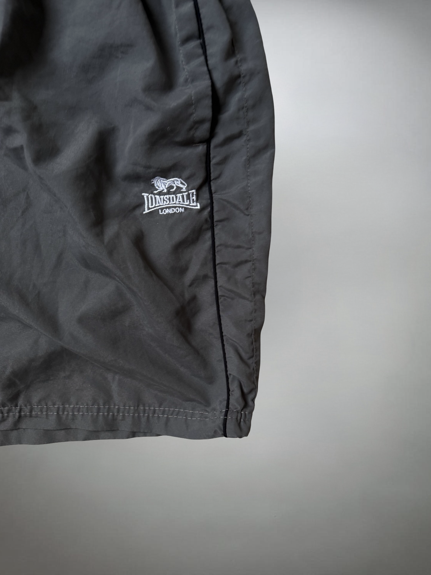 Vintage Lonsdale Shorts (M)
