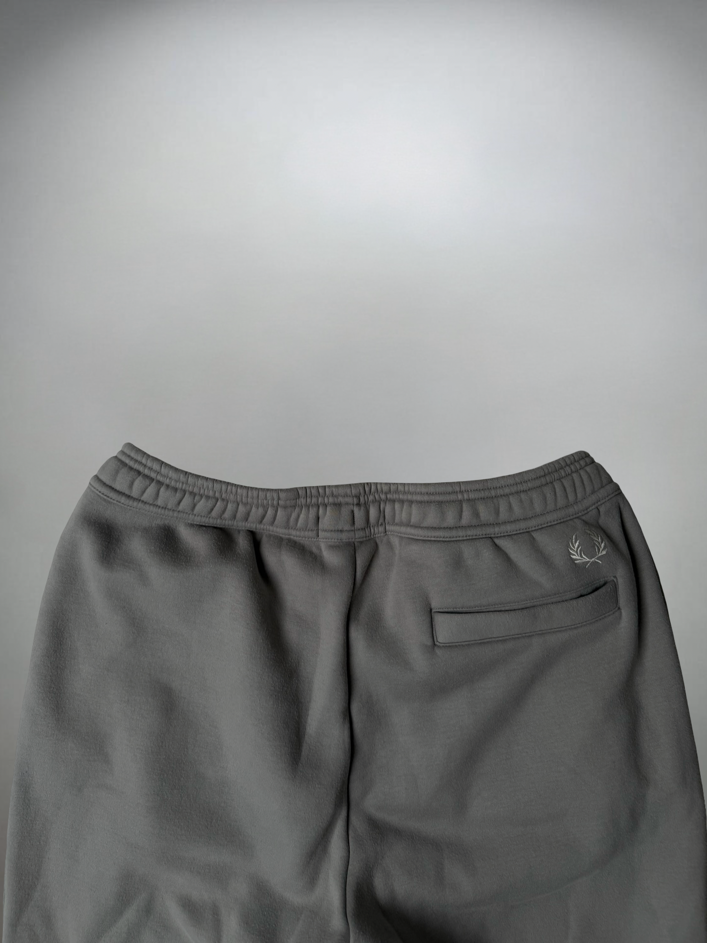 Vintage Fred Perry Jogger (S-M)