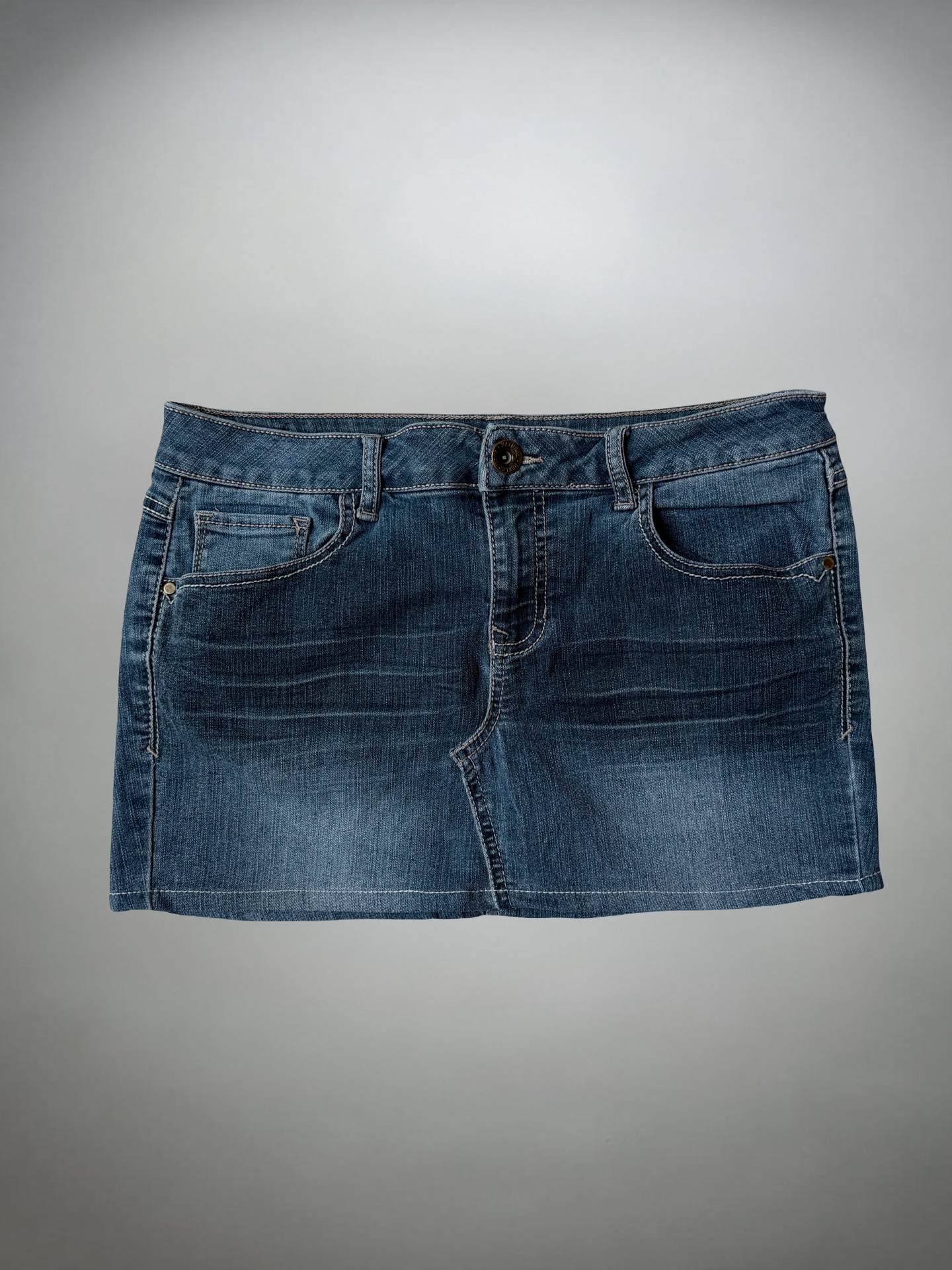 Vintage Y2K Rock (S-M)