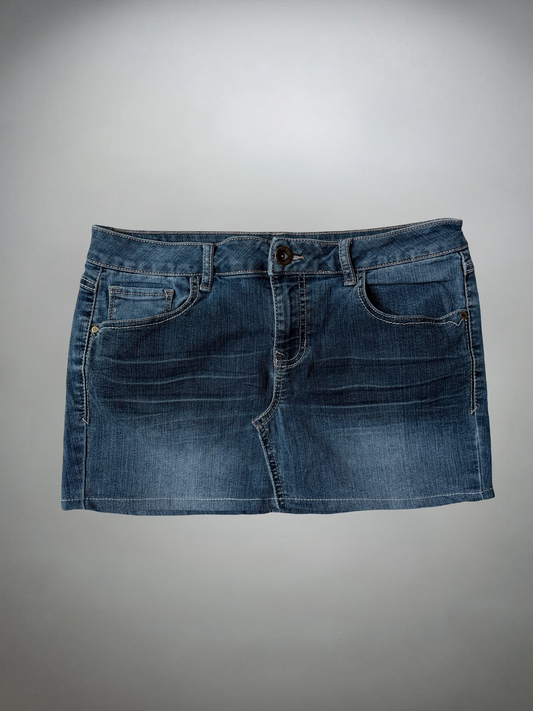 Vintage Y2K Rock (S-M)