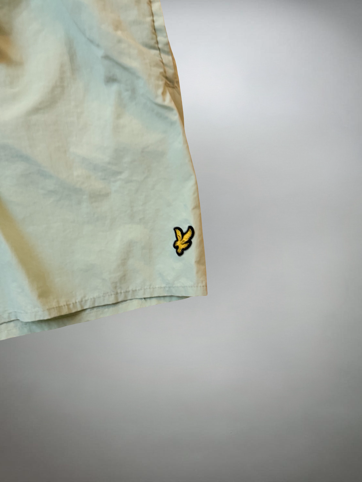 Vintage Lyle & Scott Shorts (S-M)