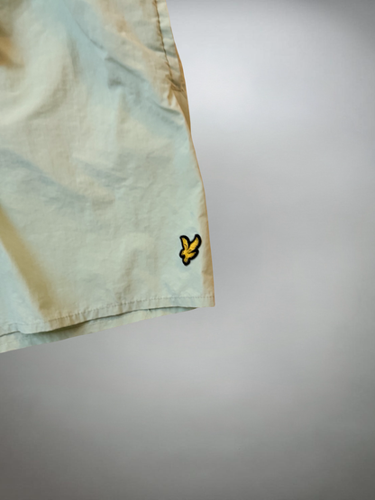 Vintage Lyle & Scott Shorts (S-M)