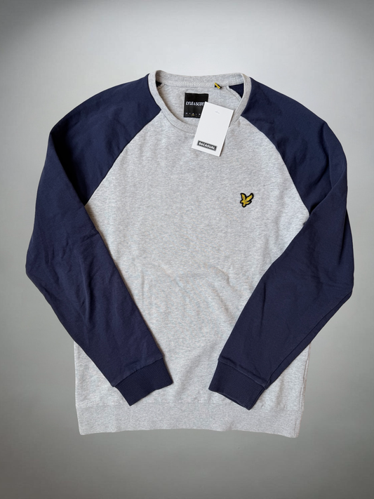 Vintage Lyle & Scott Sweater (M)