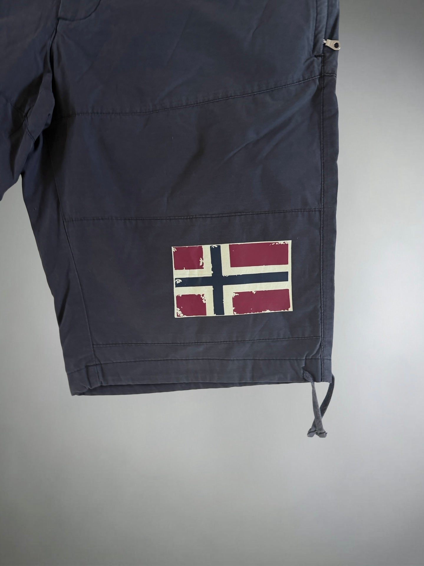 Vintage Napapijri Shorts  (L)
