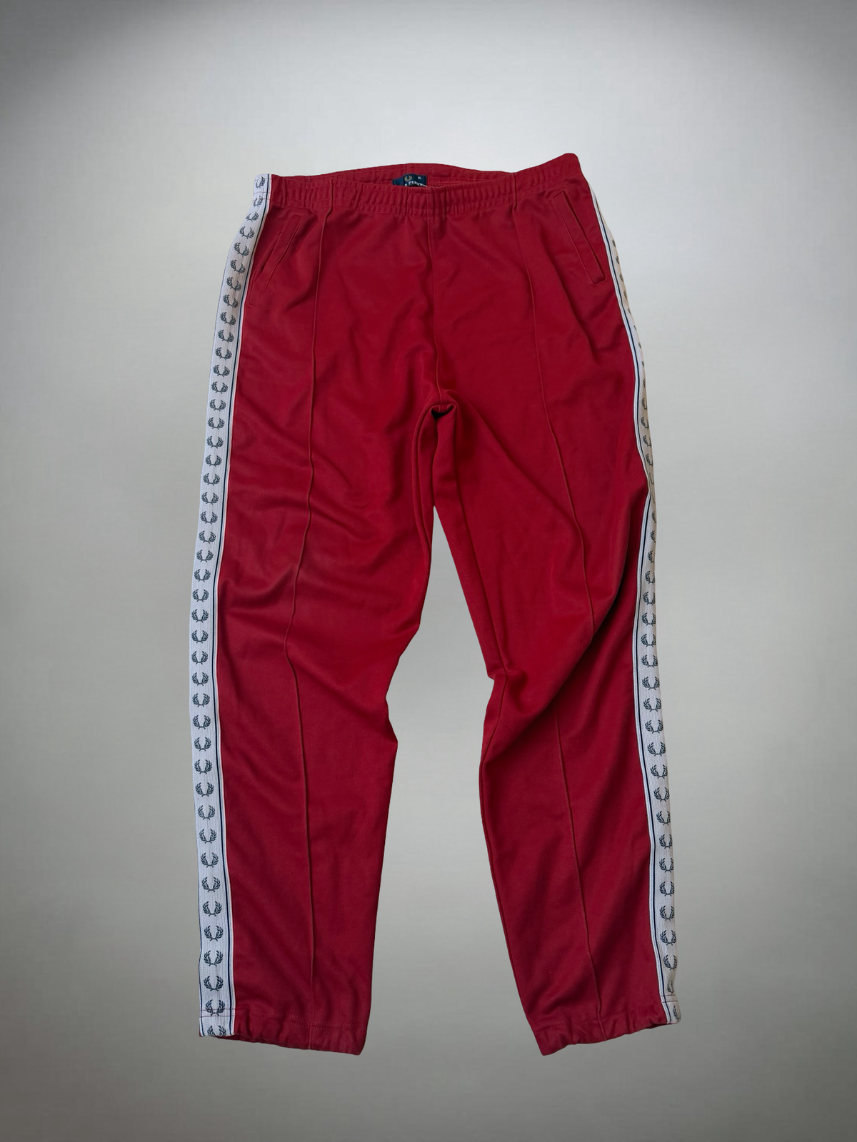 Vintage Fred Perry Taped Jogger (XL)