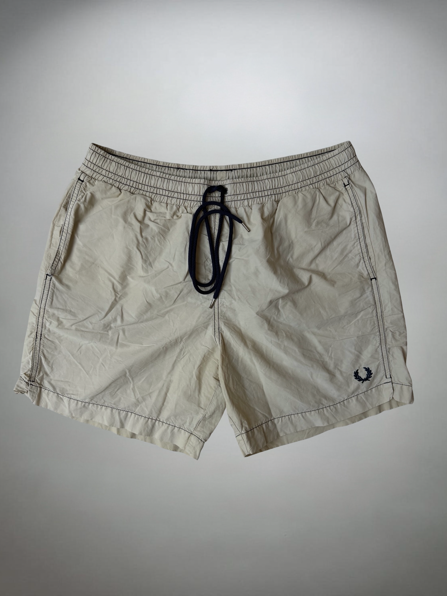 Vintage Fred Perry Shorts (M)
