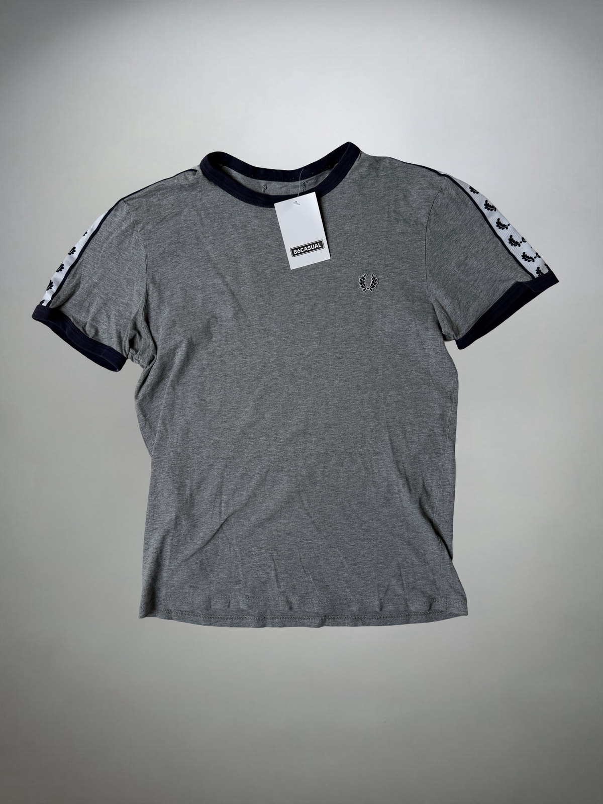 Vintage Fred Perry Shirt (S-M) Condition