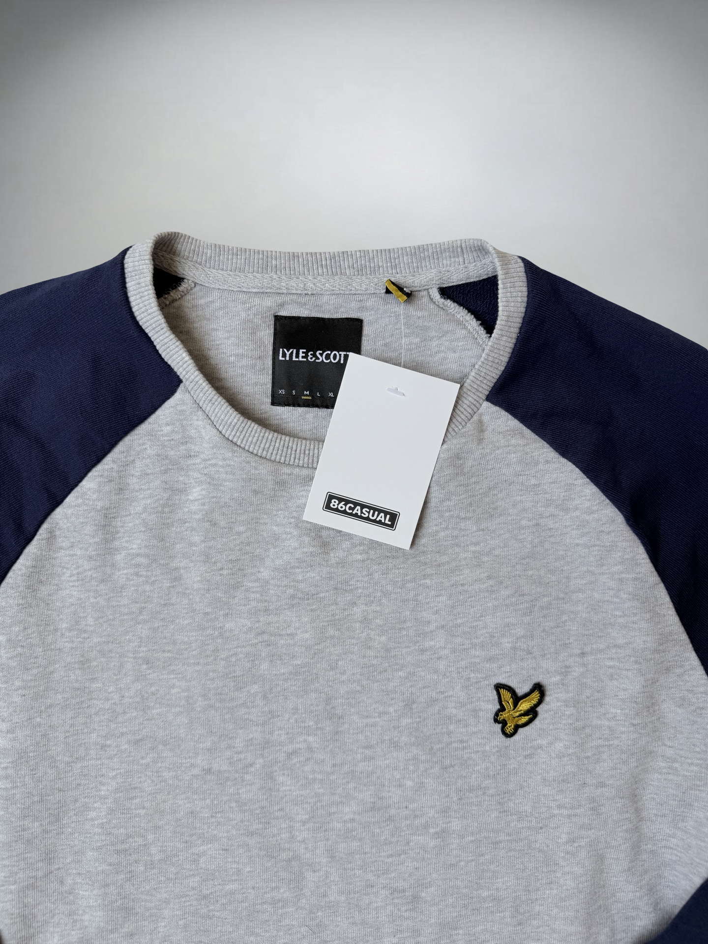 Vintage Lyle & Scott Sweater (M)