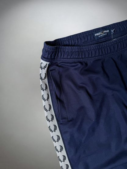 Vintage Fred Perry Jogger (S)