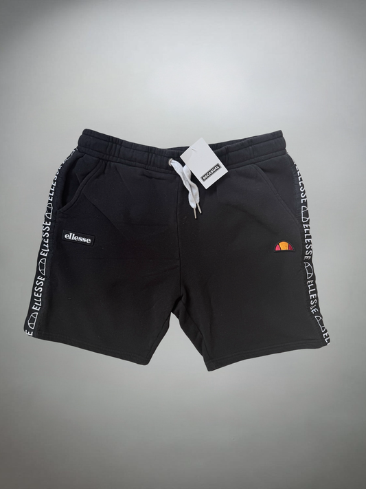 Vintage Ellesse Shorts (M)