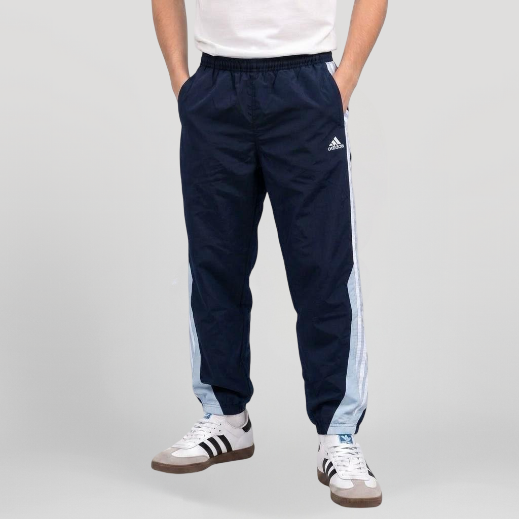 Vintage Adidas Trackpants (L)