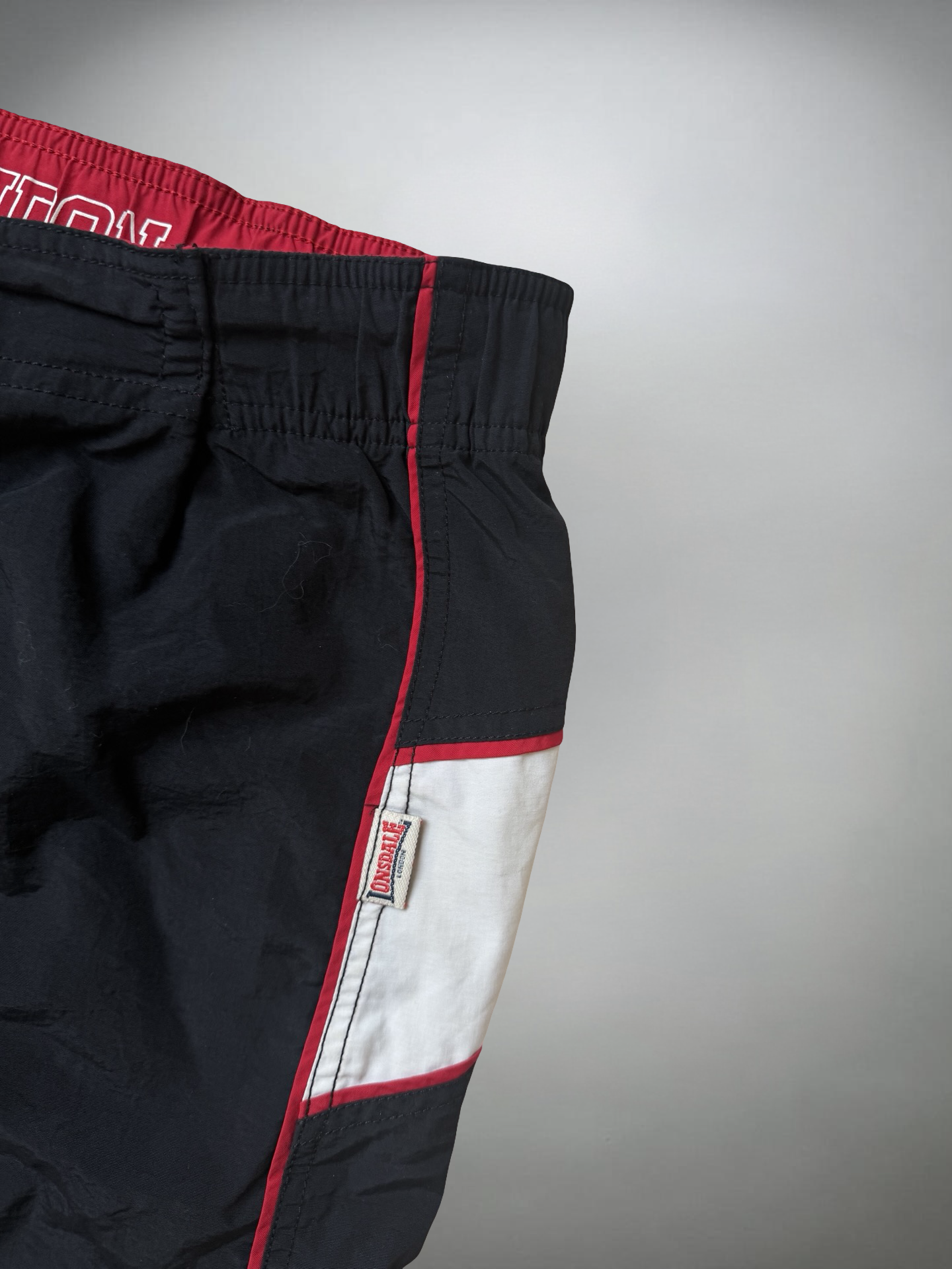 Vintage Lonsdale Shorts (L)