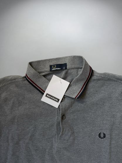 Vintage Fred Perry Longsleeve (XL) kleines Loch ( Bild 3 )