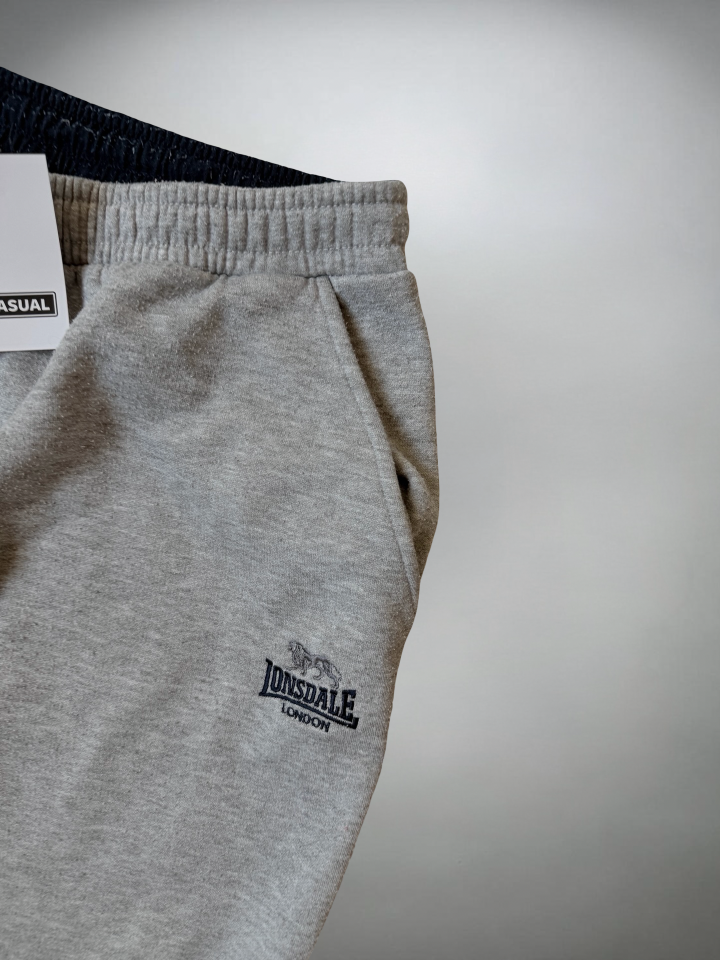 Vintage Lonsdale Jogger (XL)