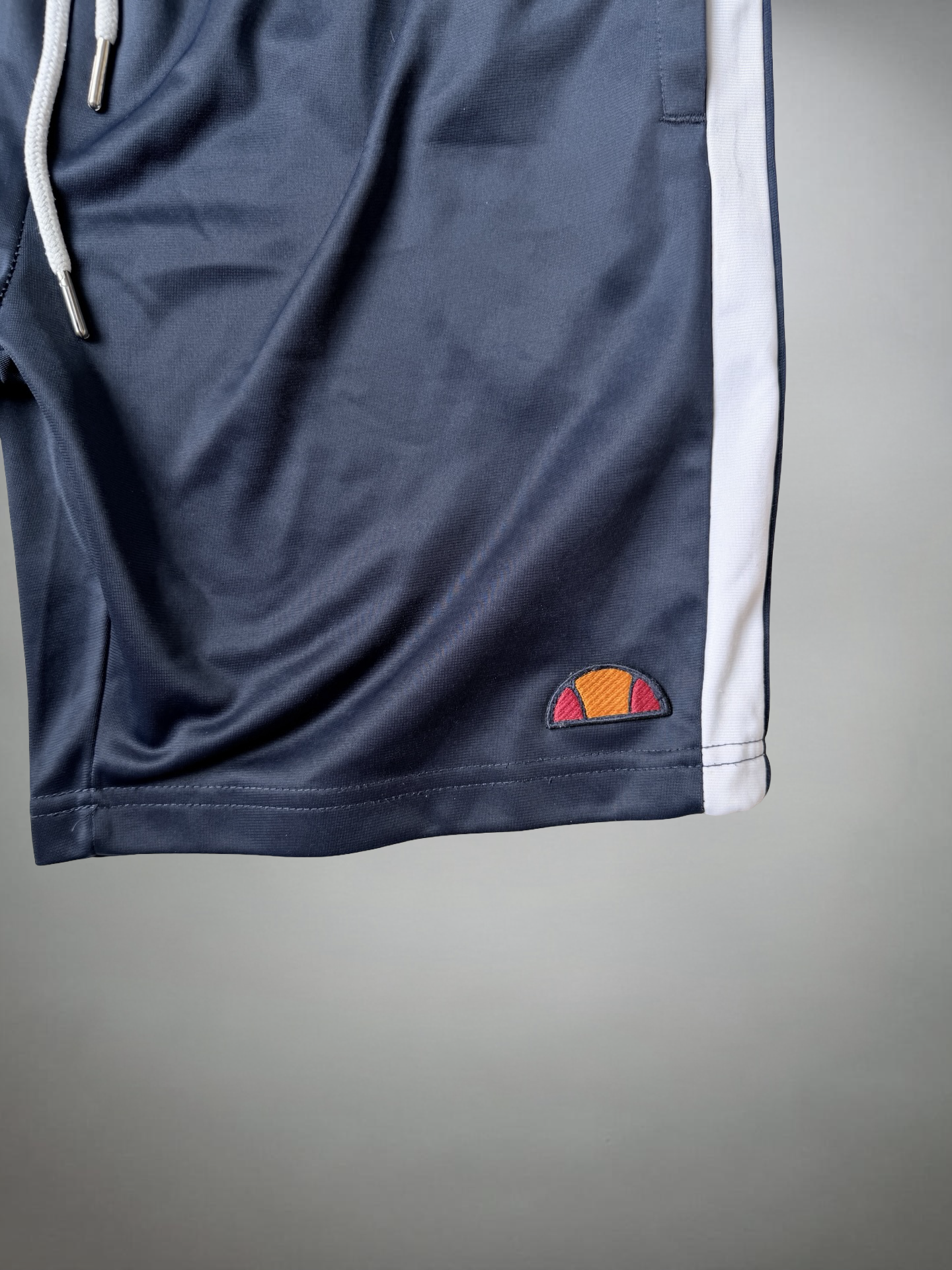 Vintage Ellesse Shorts (M)