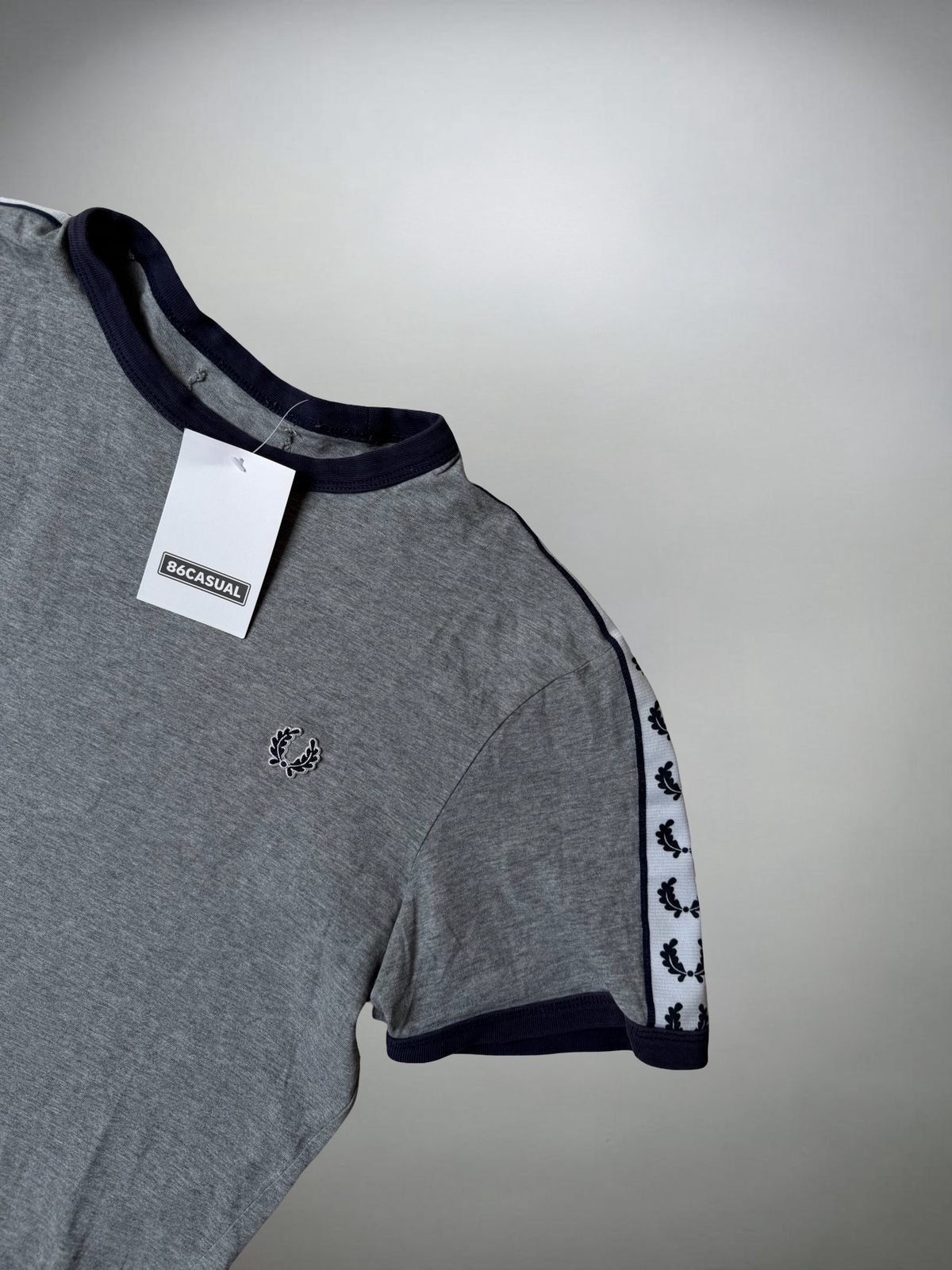 Vintage Fred Perry Shirt (S-M) Condition