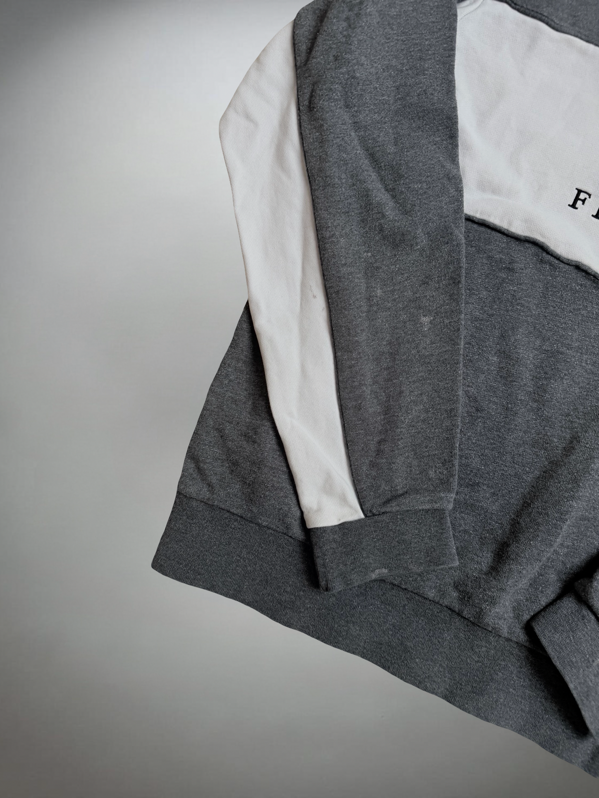 Vintage Fred Perry Sweater (Fit L-XL)