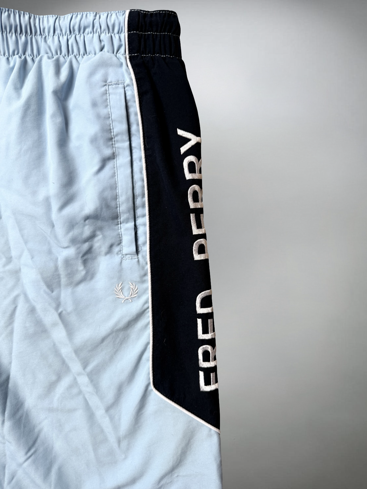 Vintage Fred Perry Shorts (M)