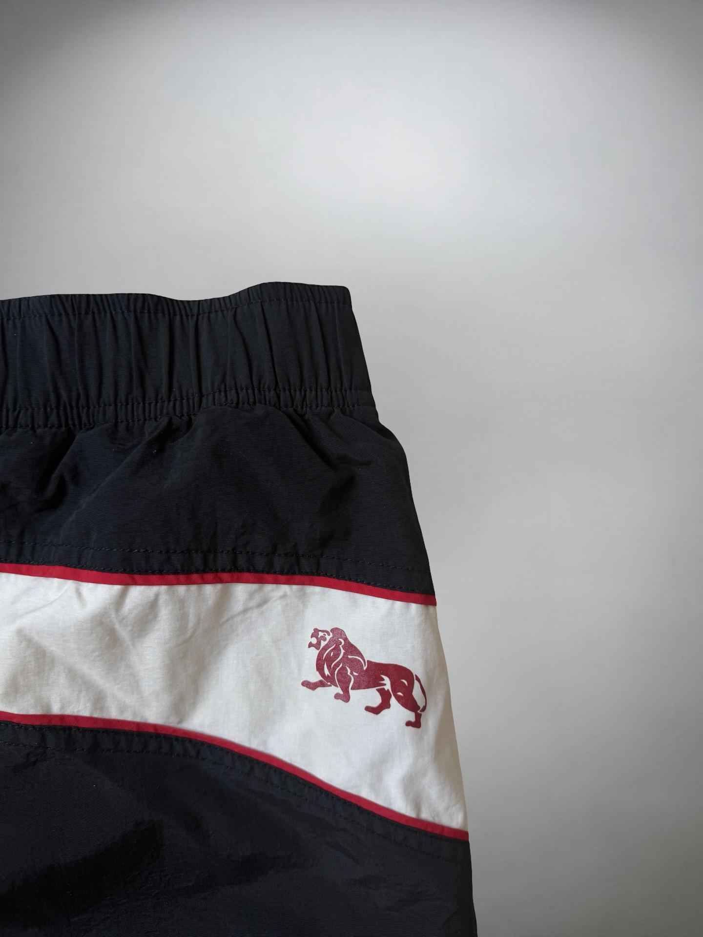 Vintage Lonsdale Shorts (L)