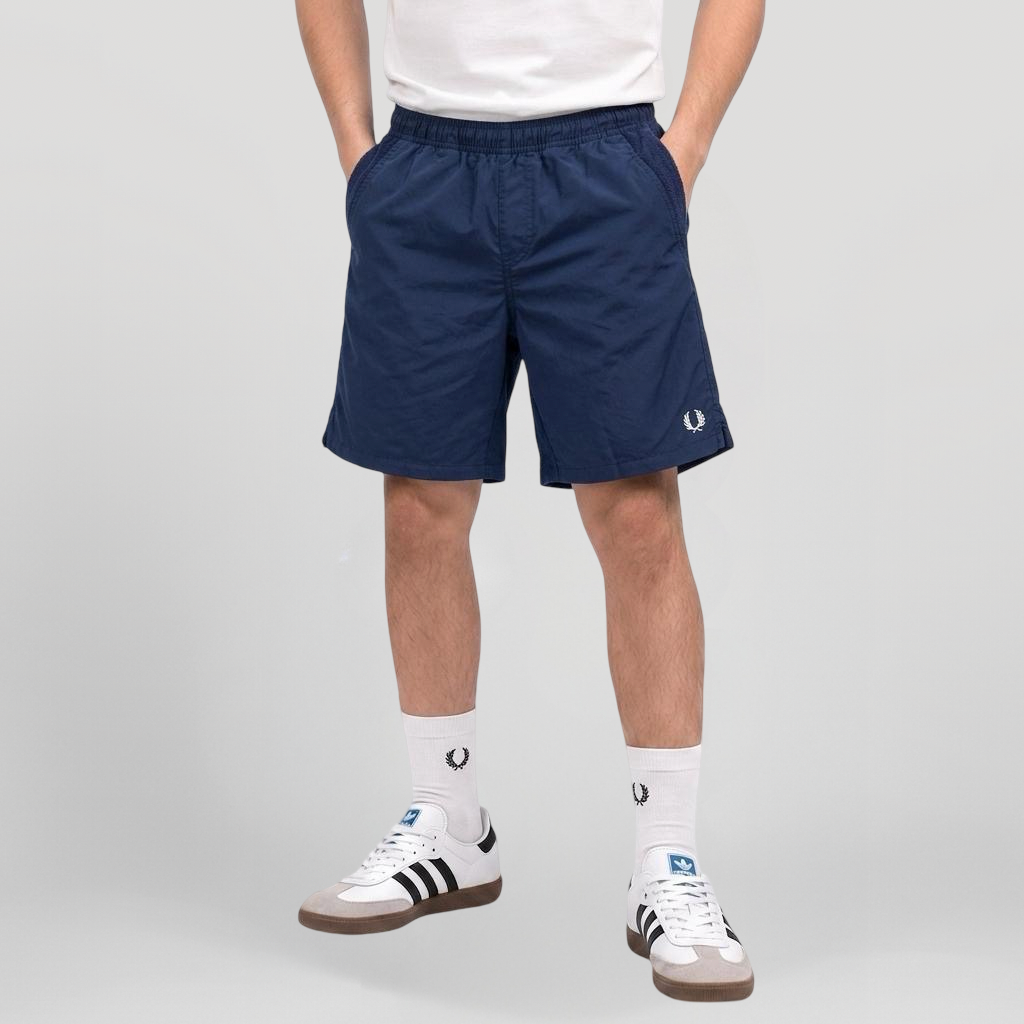 Vintage Fred Perry Shorts (M)