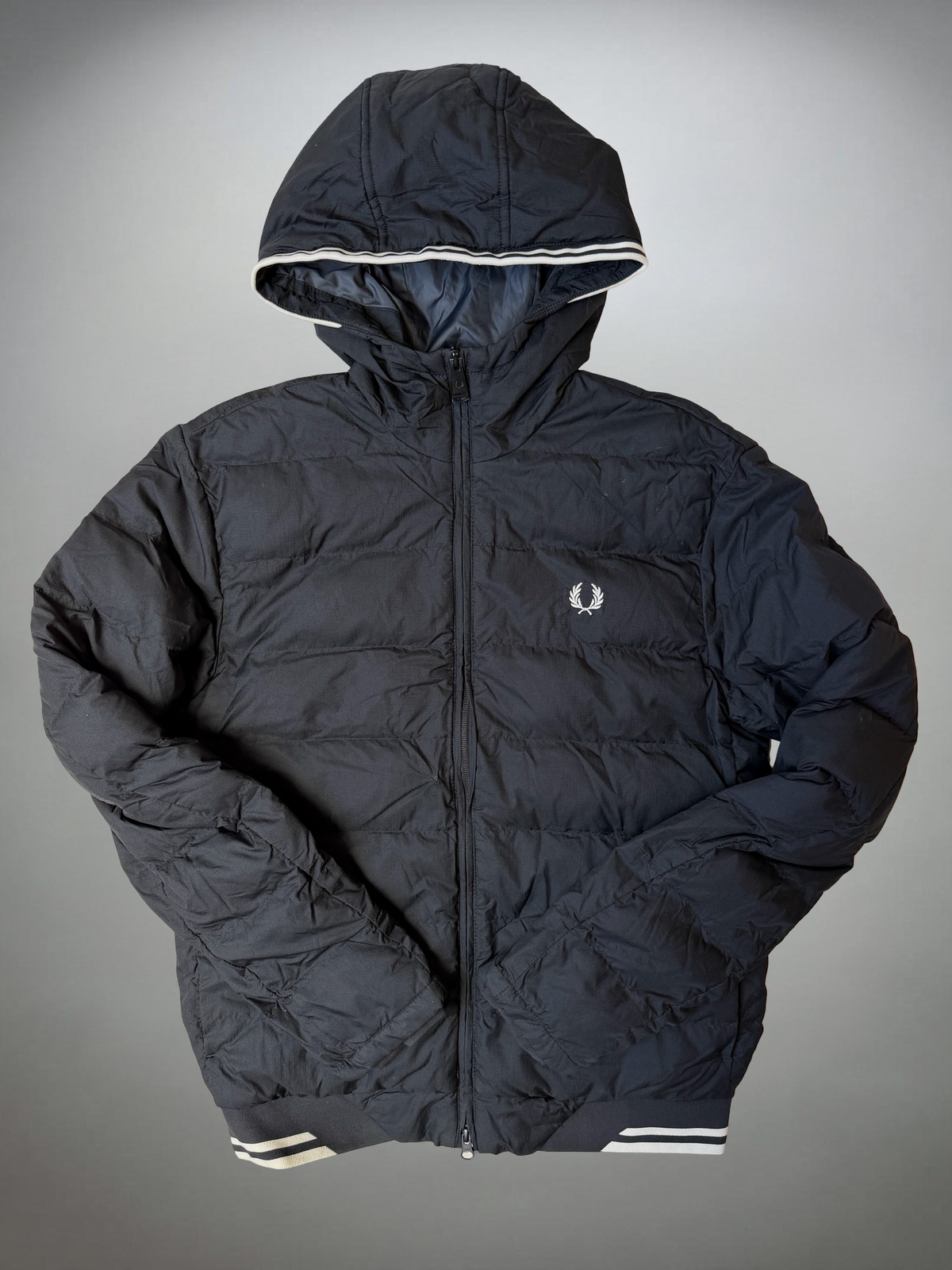 Vintage Fred Perry Puffer Jacke (S-M)