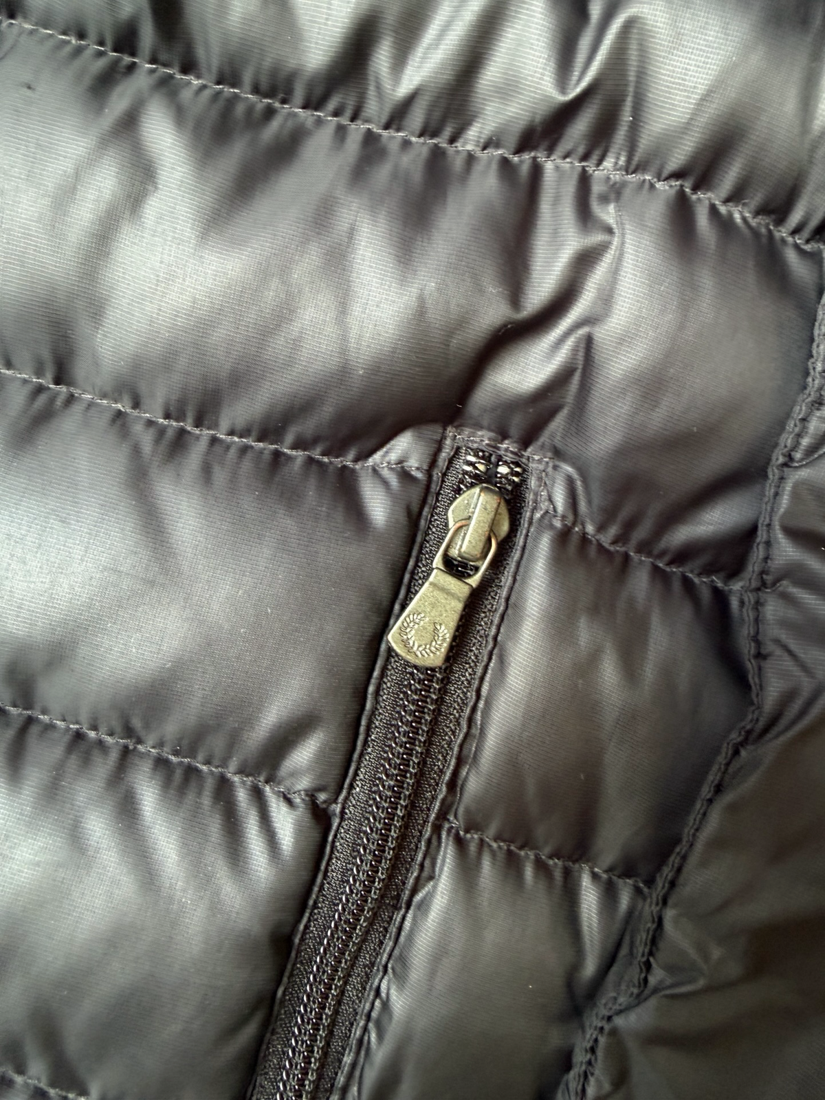Vintage Fred Perry Puffer Jacke (S-M)