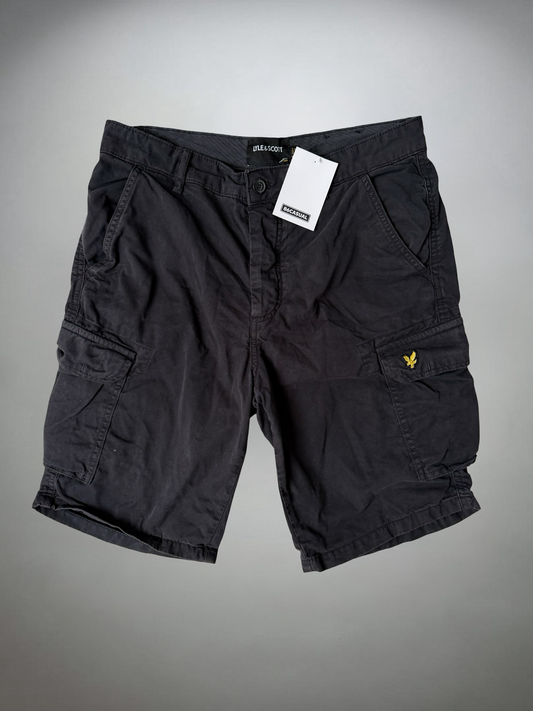 Vintage Lyle & Scott Shorts (M)