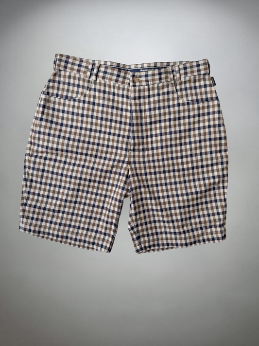 Vintage Aquascutum Shorts (M)