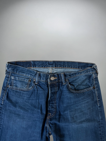 Vintage Levi’s Jeans  (M-L)