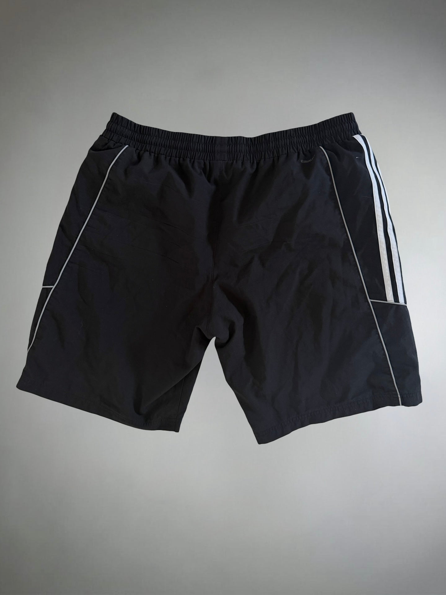 Vintage Adidas Shorts (XL)