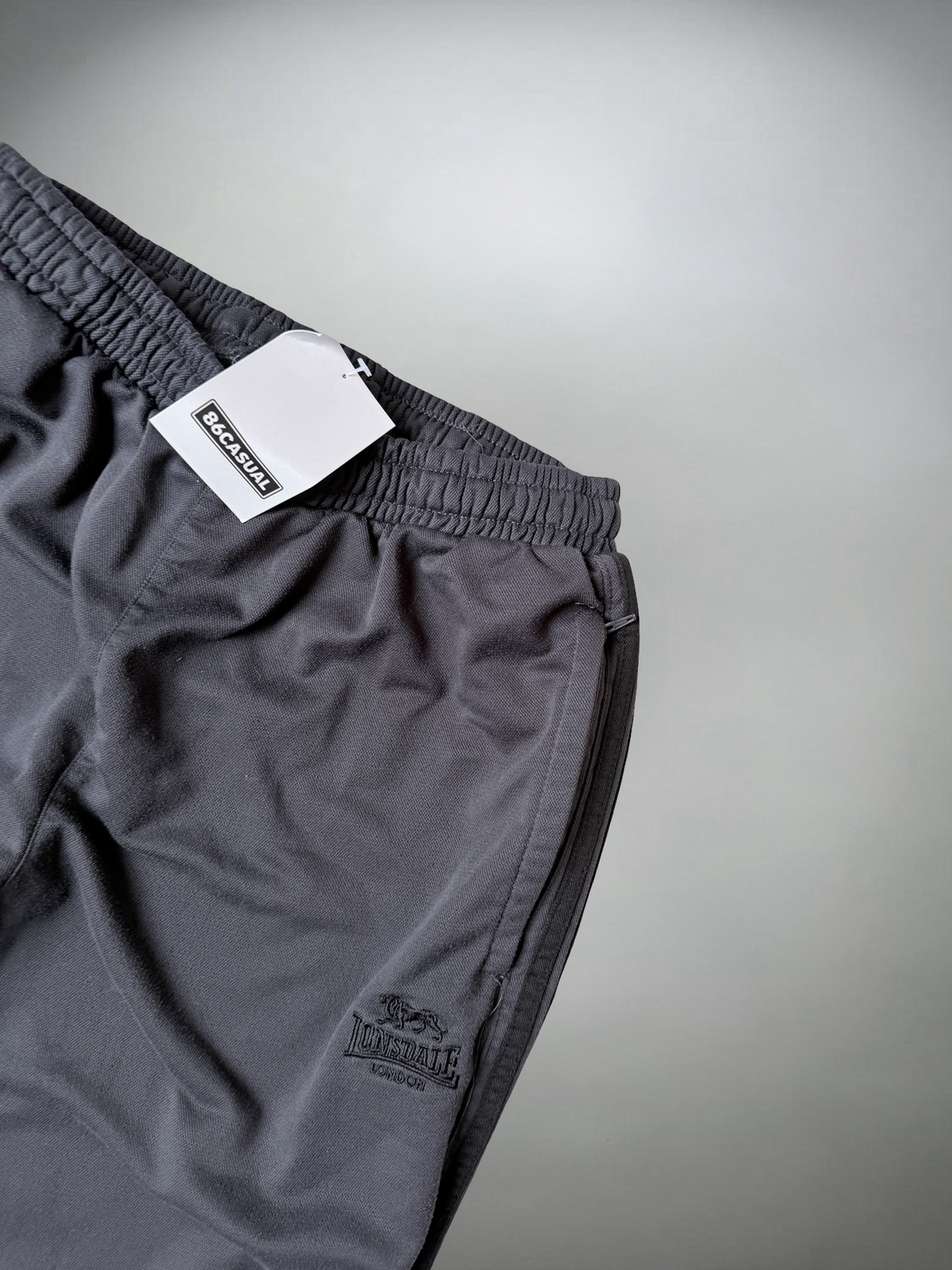 Vintage Lonsdale Jogger (S-M)