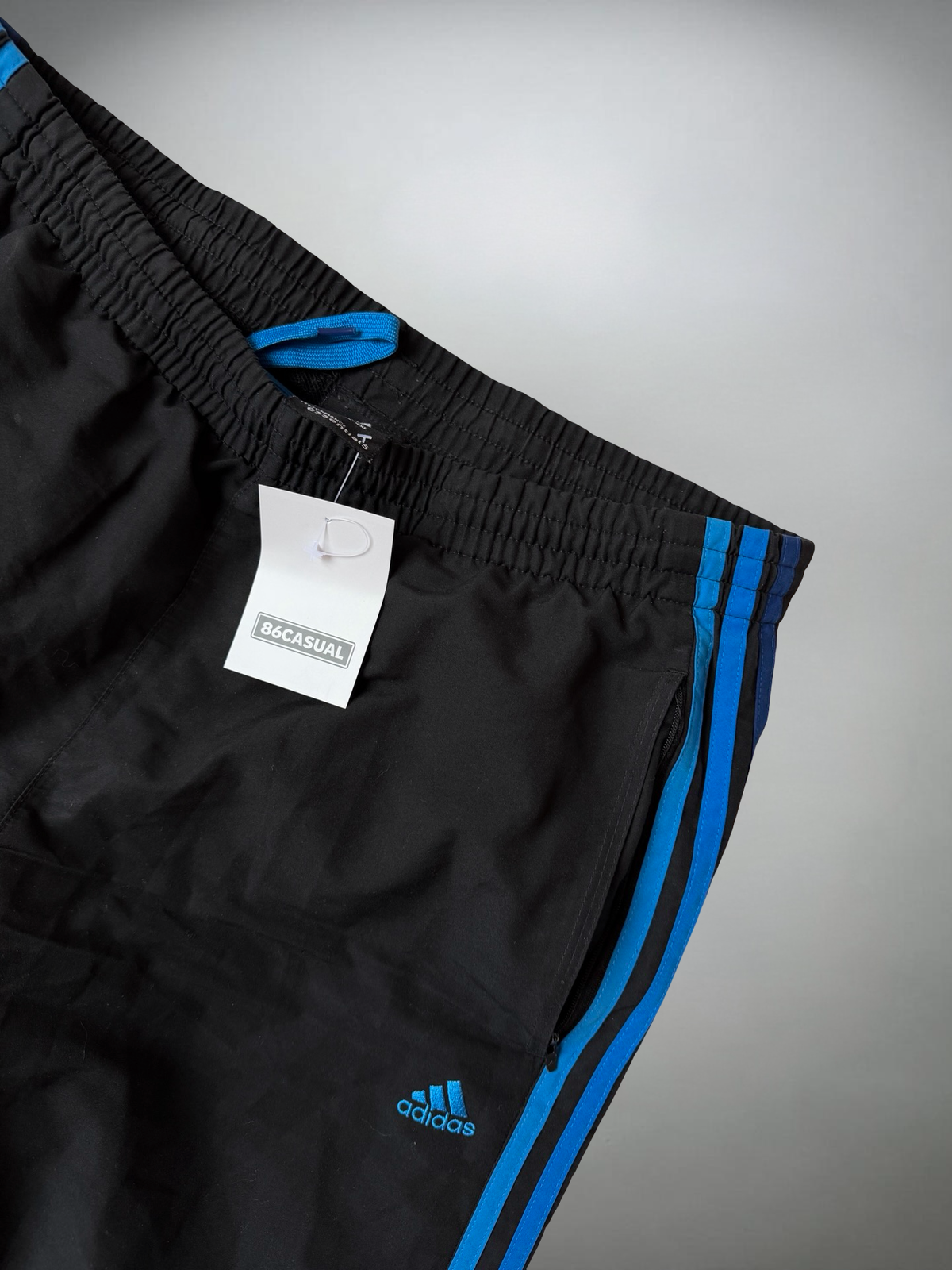 Vintage Adidas Trackpants  (M-L)