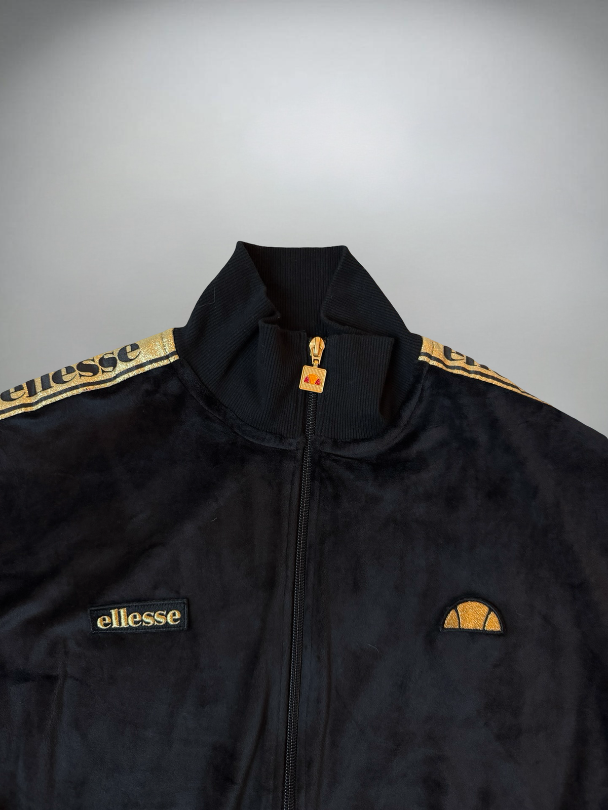 Vintage Ellesse Jacke Velour (S) Damen